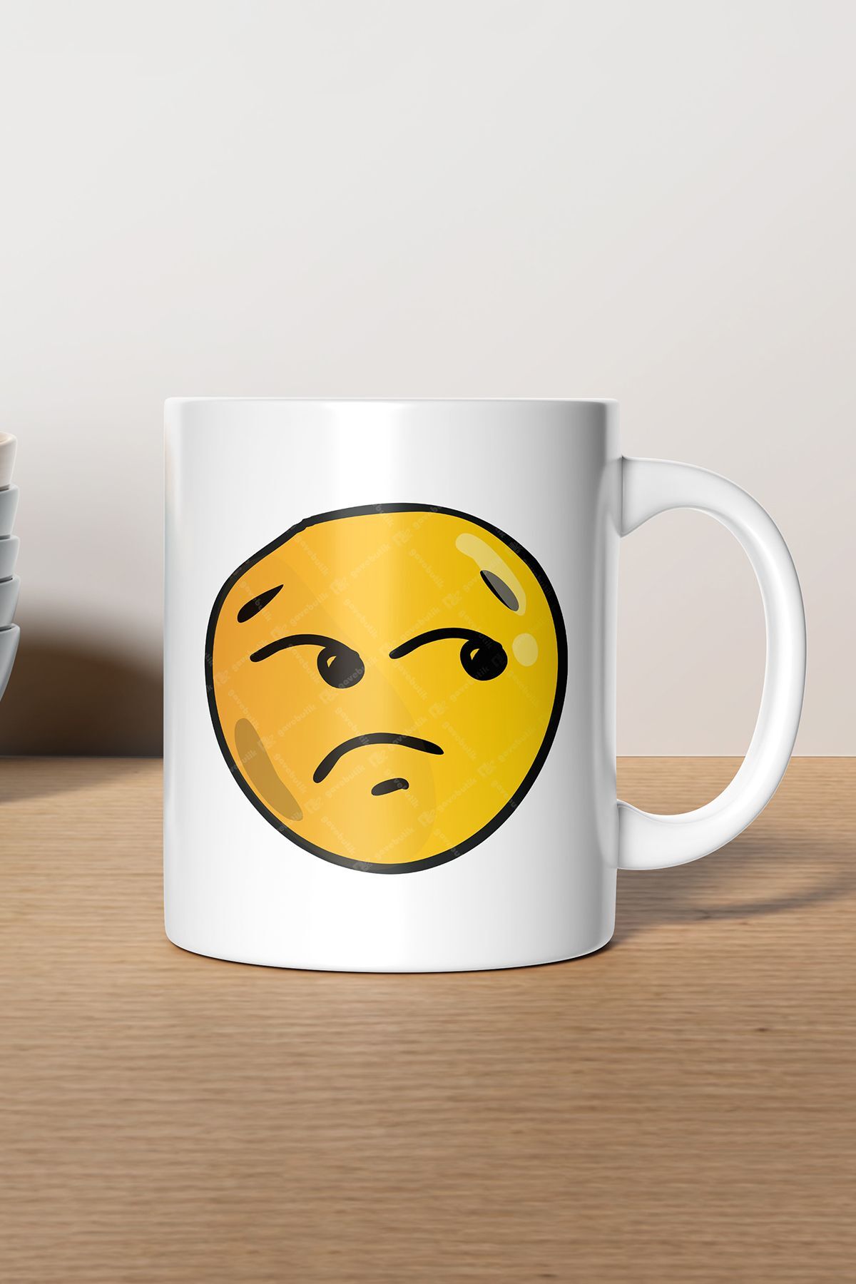 "Reckless Face" Emoji Baskılı Hediyelik Kupa Bardak