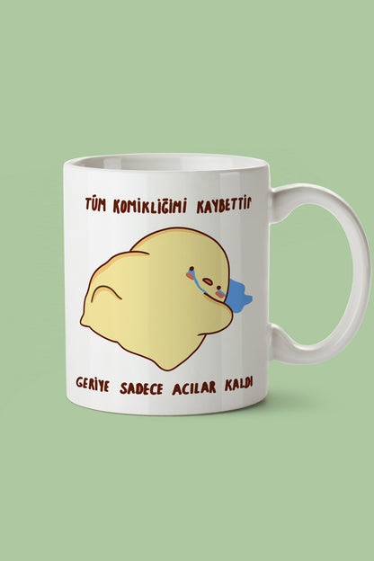"Tüm Komikliğimi Kaybettim Geriye Acılar Kaldı" Çizgi Karakter Baskılı Hediyelik Kupa Bardak